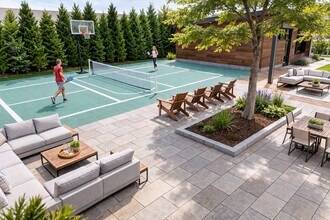 Pickleball / Basketball courts - Sante Apartments