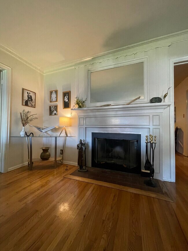 Foto del edificio - 5634 Willis Ave
