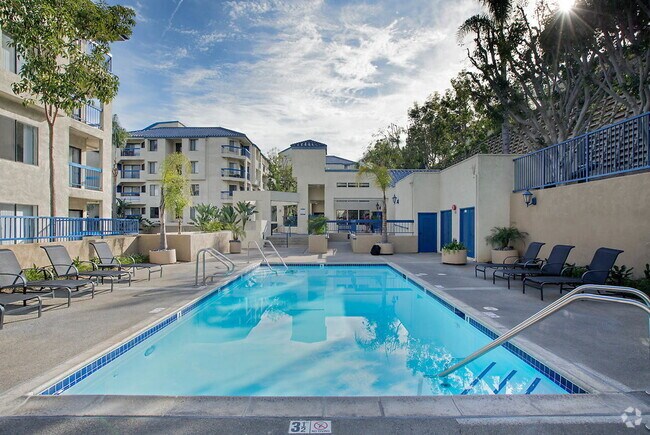 Picture of Artcraft Manor Apartments for Rent with a Dog Park - Long Beach, CA ...