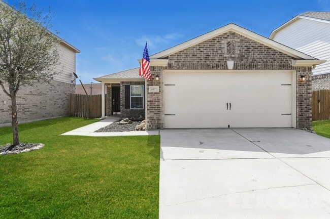 Building Photo - 4817 Cedar Springs Dr