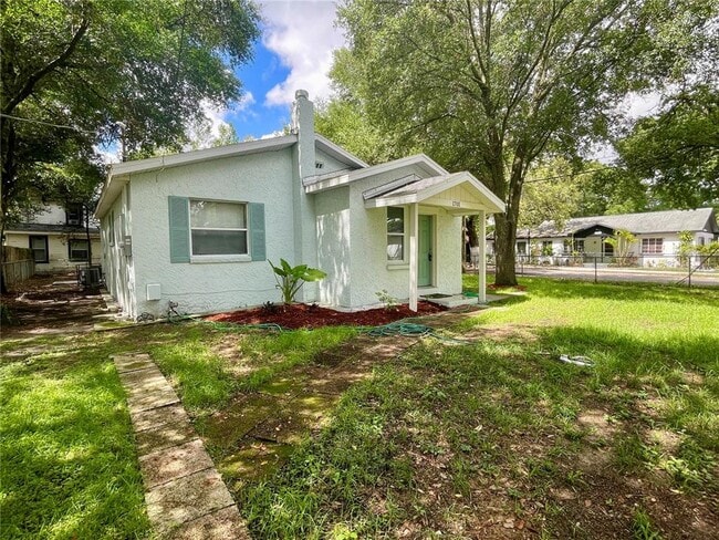 Building Photo - 1701 E Louisiana Ave