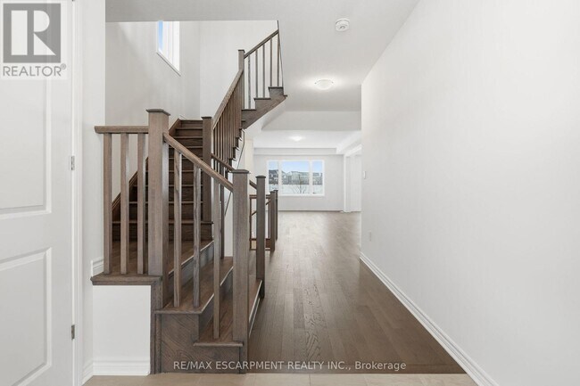 Building Photo - 322 Millstone St