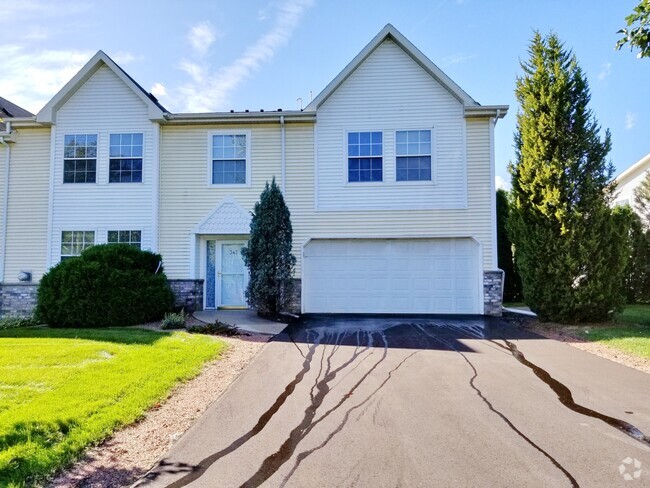 Building Photo - 347 Terrace Dr E