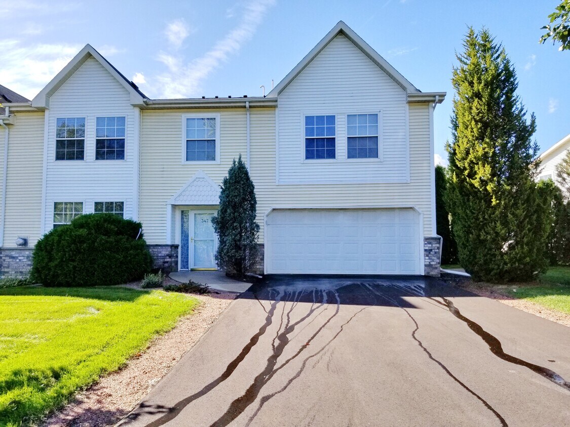 Foto principal - 347 Terrace Dr E