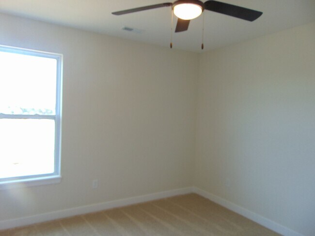 Foto del edificio - New Modern 3 Bed 2 Bath House