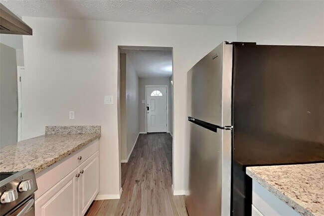 Building Photo - 17623 Poppy Trails Ln