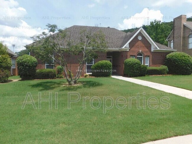 Building Photo - 367 Talon Dr