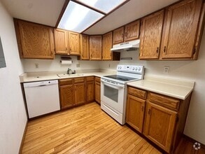 Building Photo - 2902 Shadow Creek Dr