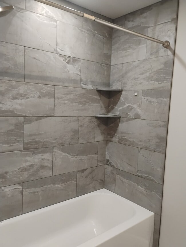 Building Photo - 226 Elmwood Ave