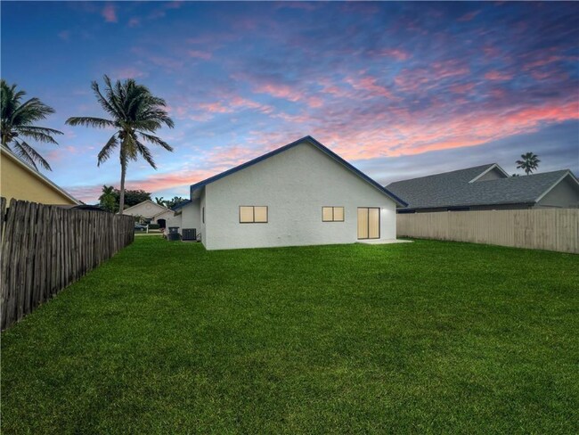 Building Photo - 22750 Pickerel Cir