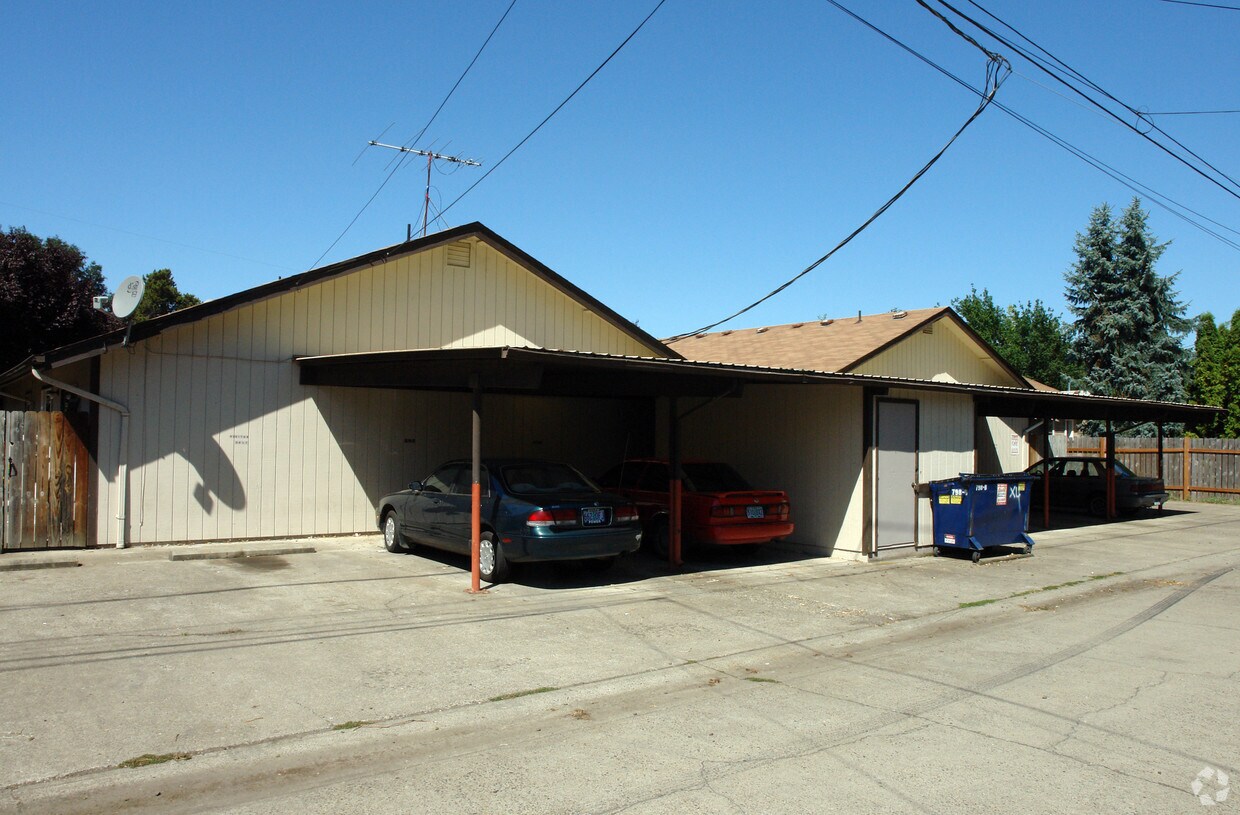 Primary Photo - 564-580 17th St SE