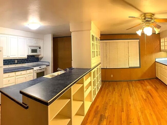 Building Photo - Beautiful 3BD/2BA Home In Hayden Bridge Area