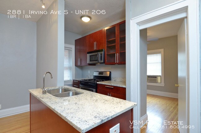 Building Photo - 2881 Irving Ave S