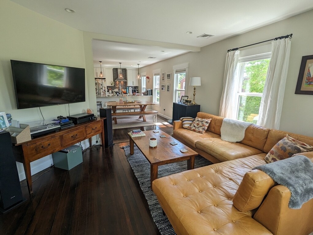 Primary Photo - 36 Brookside Ave