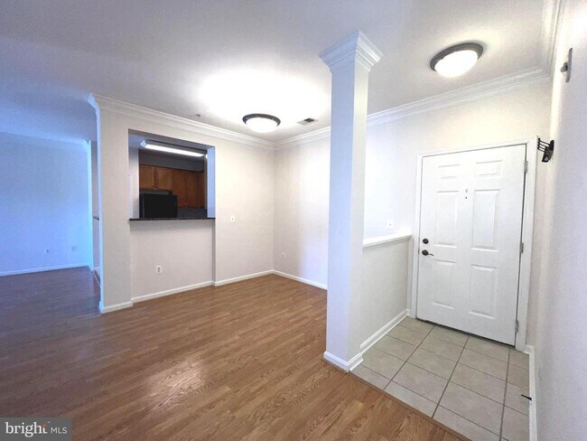 Foto del edificio - 4852 Eisenhower Ave