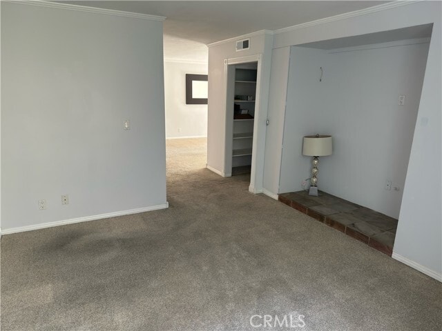 Building Photo - 552 N Bellflower Blvd