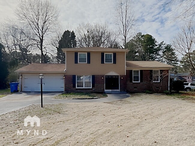Building Photo - 3206 Amhurst Dr NW