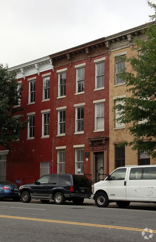 Building Photo - 1536 9th St NW