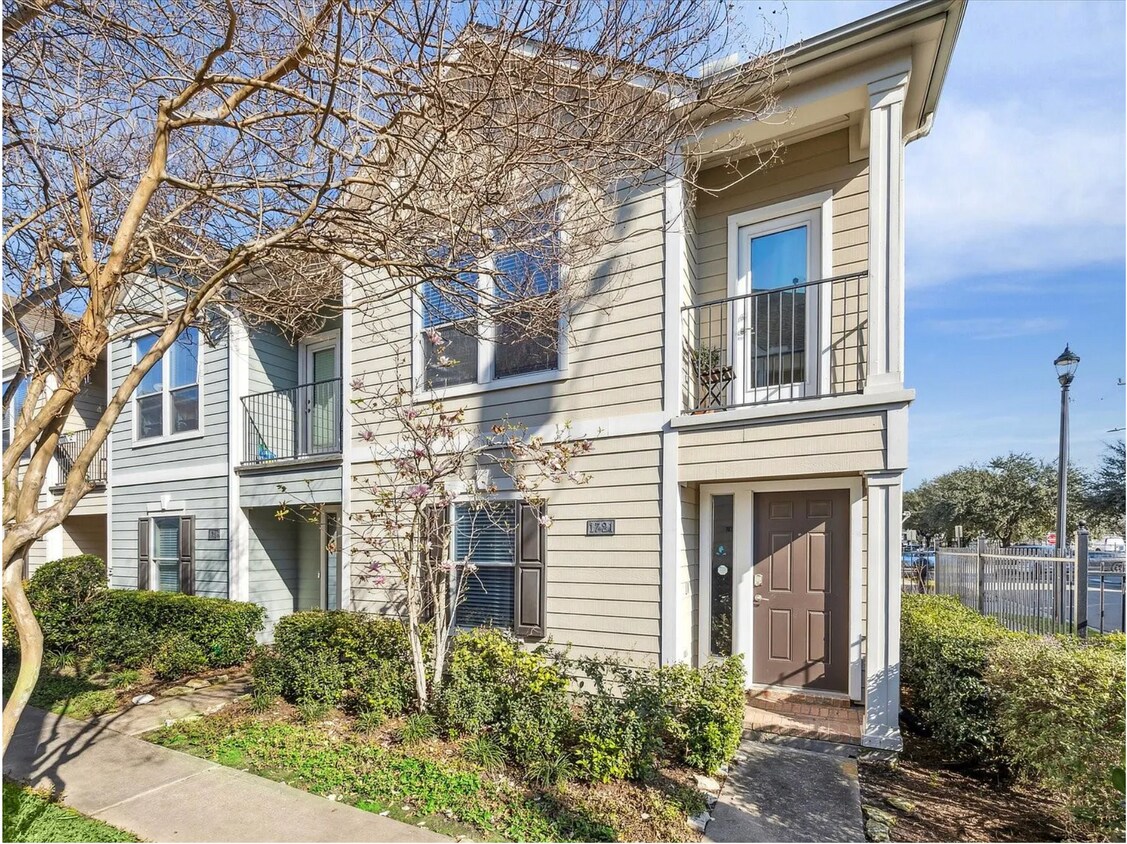 Foto principal - 1721 Stuart St