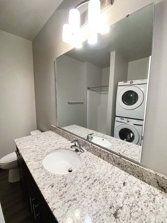 Interior Photo - The New York