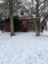 Building Photo - 20215 Sunset Dr