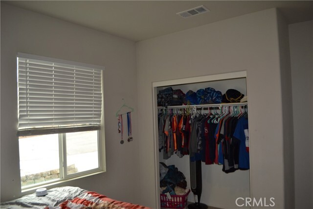 Building Photo - 24500 Round Meadow Dr