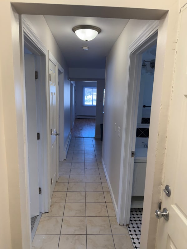 Building Photo - 3829 Lake Dr