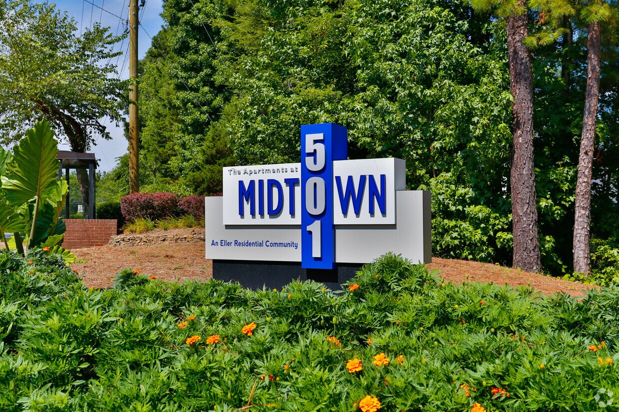 The Apartments at Midtown 501 Chapel Hill, NC