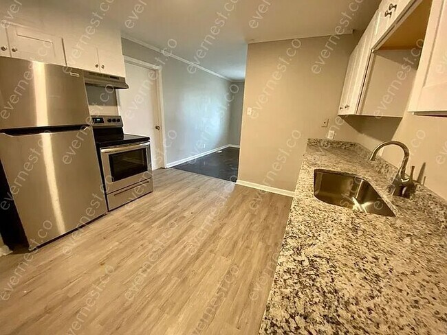 Foto del edificio - 63 Hill Ln