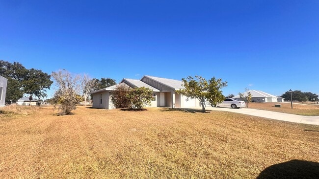 Building Photo - Lovely, Spacious 2 Bedroom, 2 Bathroom Home in Sebring!!