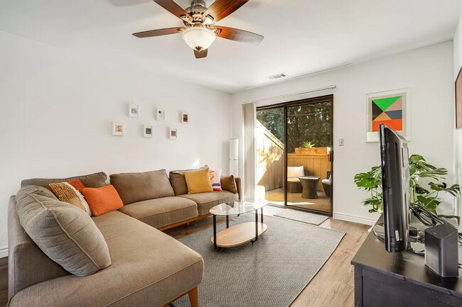 Foto del edificio - 578 Ironwood Terrace