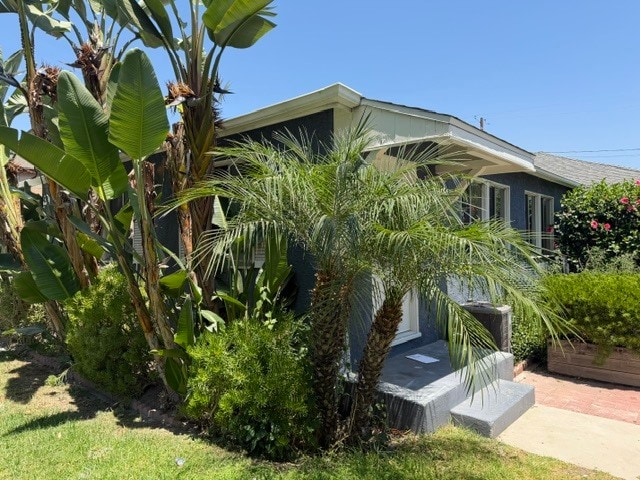 Building Photo - 430 N Lomita St