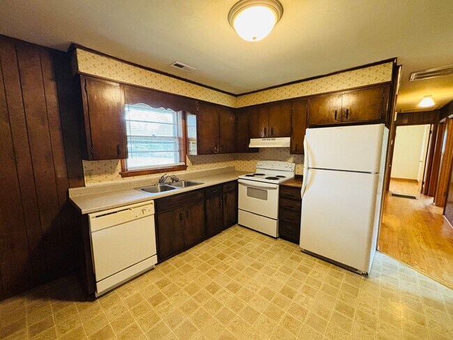 Foto del edificio - 1504 Thomas Ln