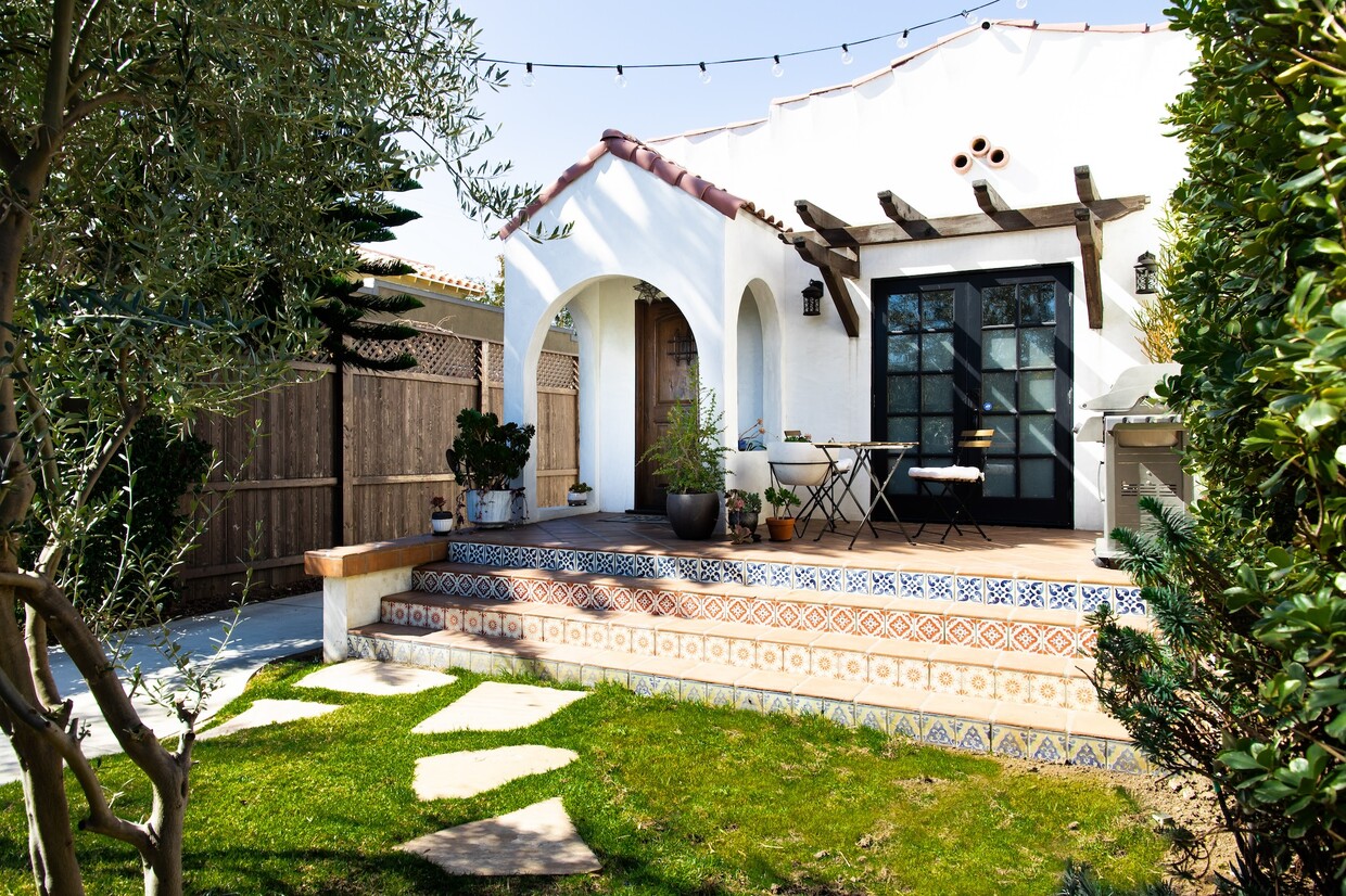 Front of the house - left side of a duplex - 1909 Rosalia Rd