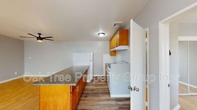 Building Photo - 2531-2539 E 16th St