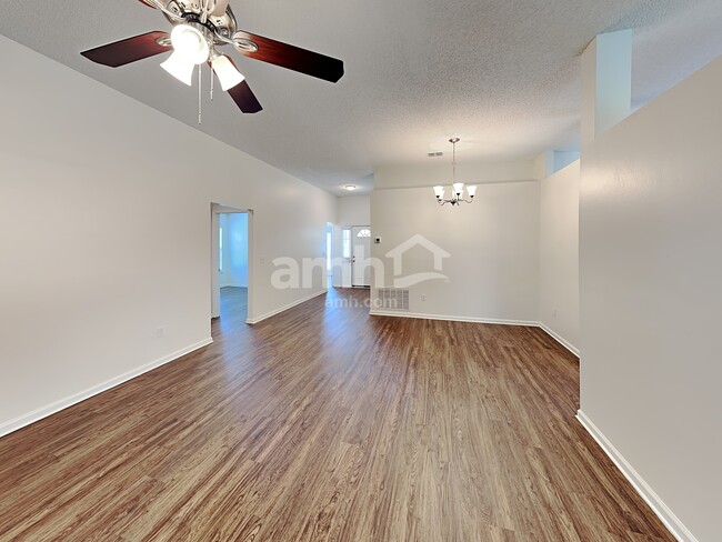 Building Photo - 1502 Starboard Court
