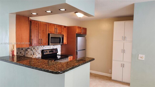 Building Photo - 3212 NE 10th St