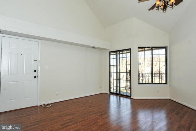 Building Photo - 6009 Curtier Dr