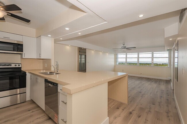 Foto del edificio - 1400 S Ocean Dr