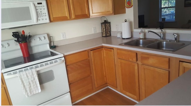 Photo - 5132 Greenville Loop Rd Apartment