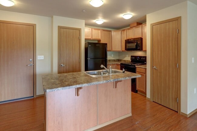 Interior Photo - DubSea Apartments
