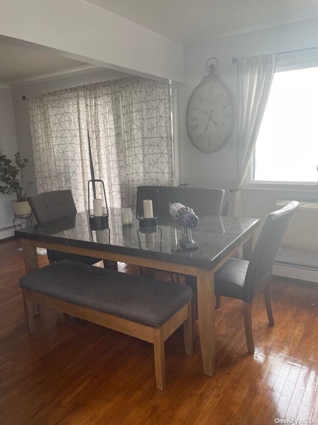 Foto del edificio - 119-11 28th Ave