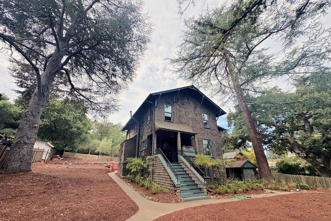Foto del edificio - 2230 Amherst St