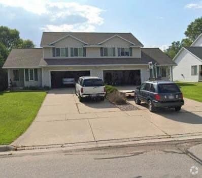Building Photo - 1511 Redstone Trl