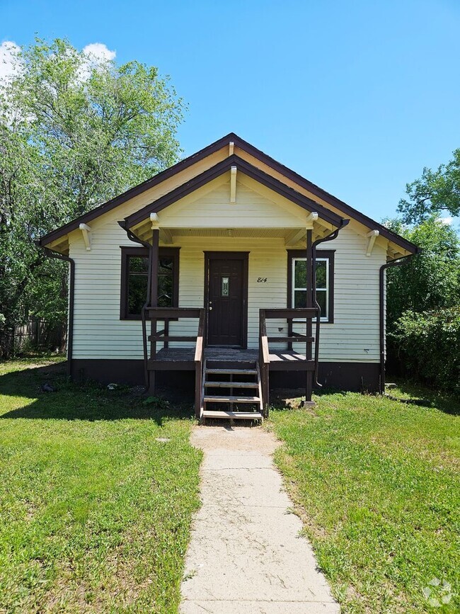 Building Photo - 814 Silver St