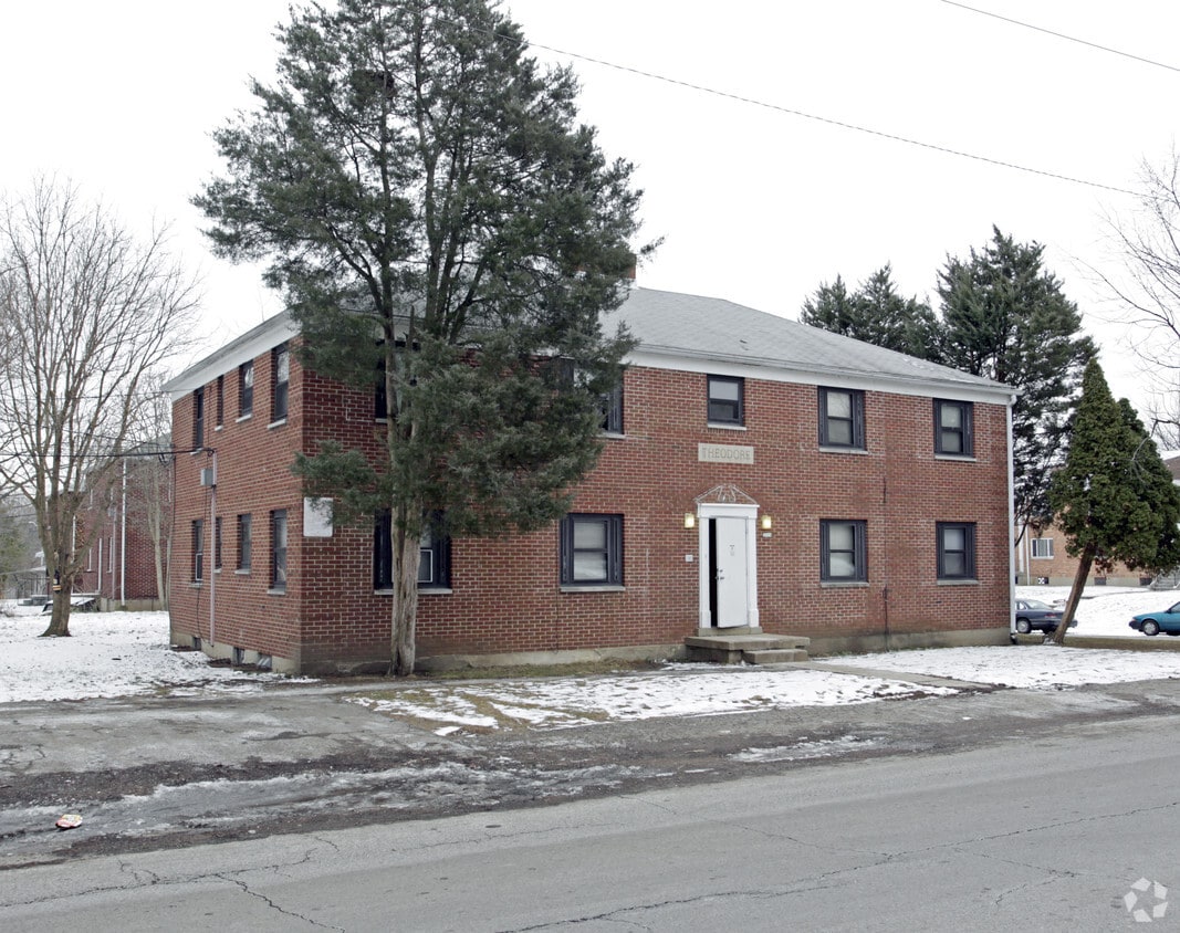 Primary Photo - 3504 Theodore Ave