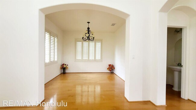 Building Photo - 3 br, 3 bath House - 91-1032 Kai Loli St