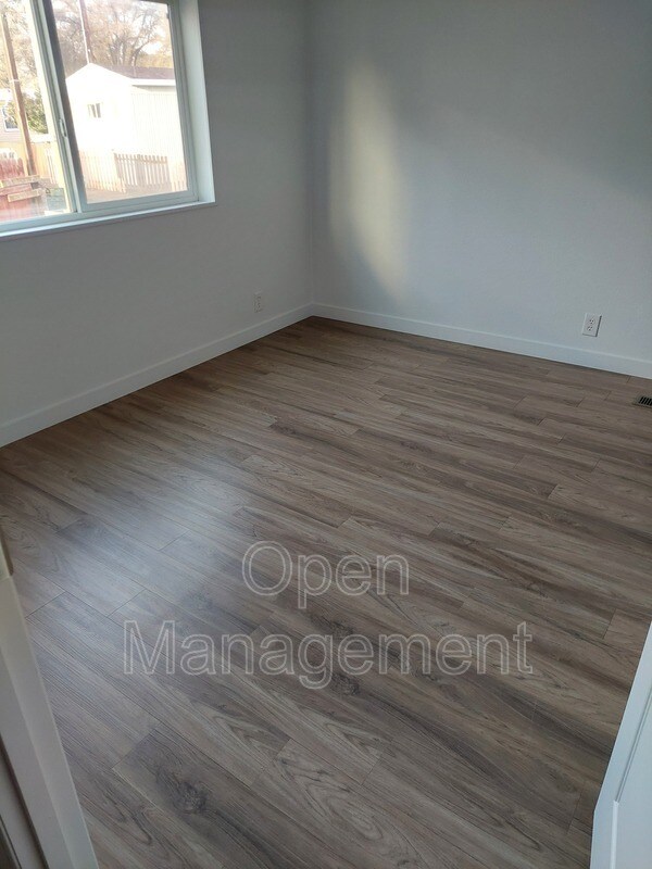 Building Photo - 93 Park Rd