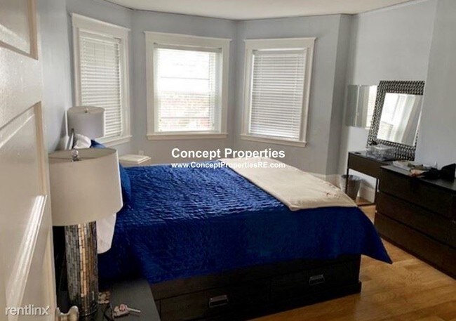 Building Photo - 2 br, 1 bath  - 134 Marlborough Street #4NG 4