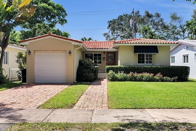 Photo - "Charming 2-Bed Oasis with Elegant Finishe... Apartment